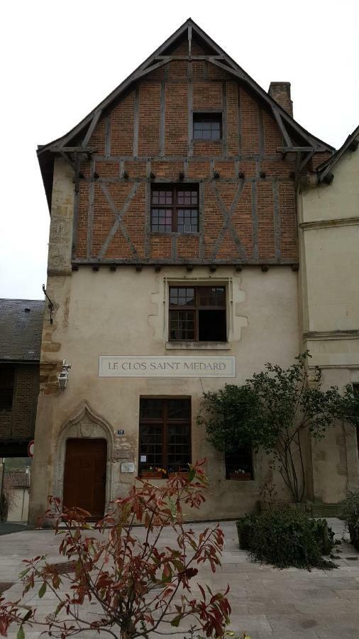 Grand Appartement Chaleureux Thouars Exteriér fotografie