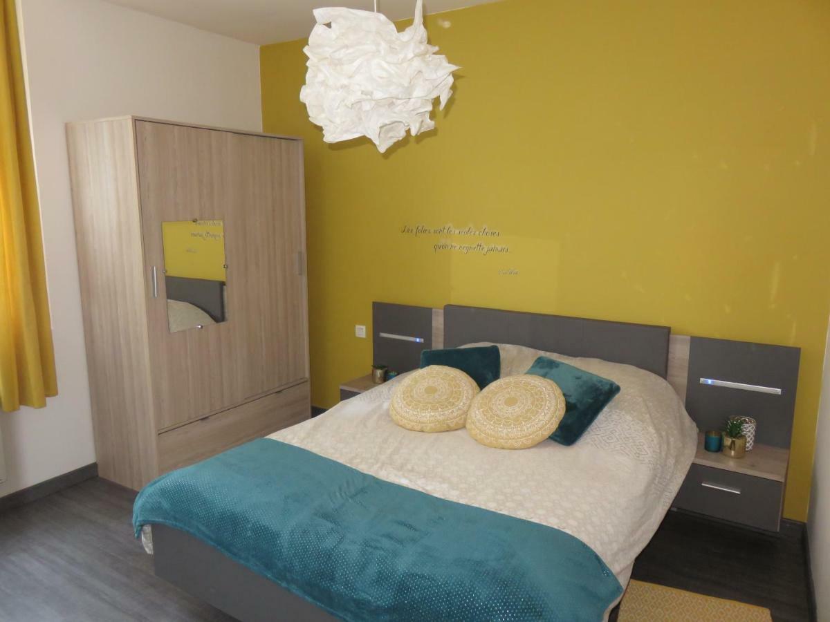 Grand Appartement Chaleureux Thouars Exteriér fotografie